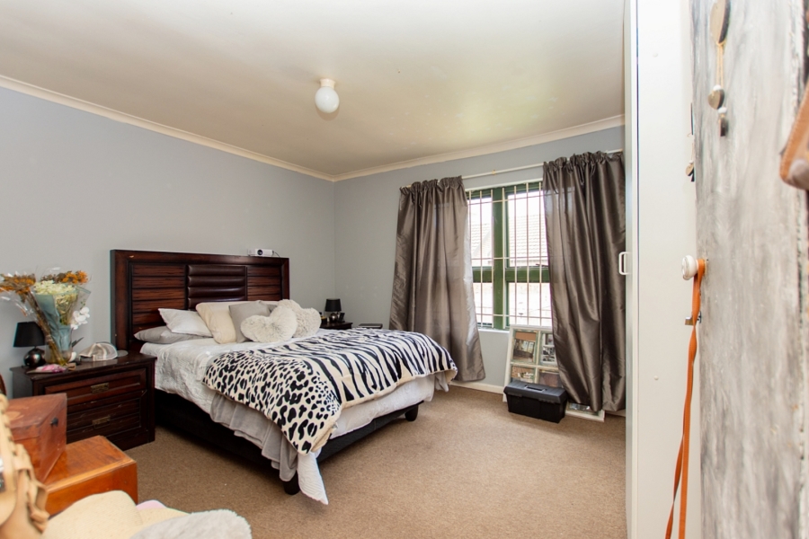 3 Bedroom Property for Sale in Vredenburg Western Cape